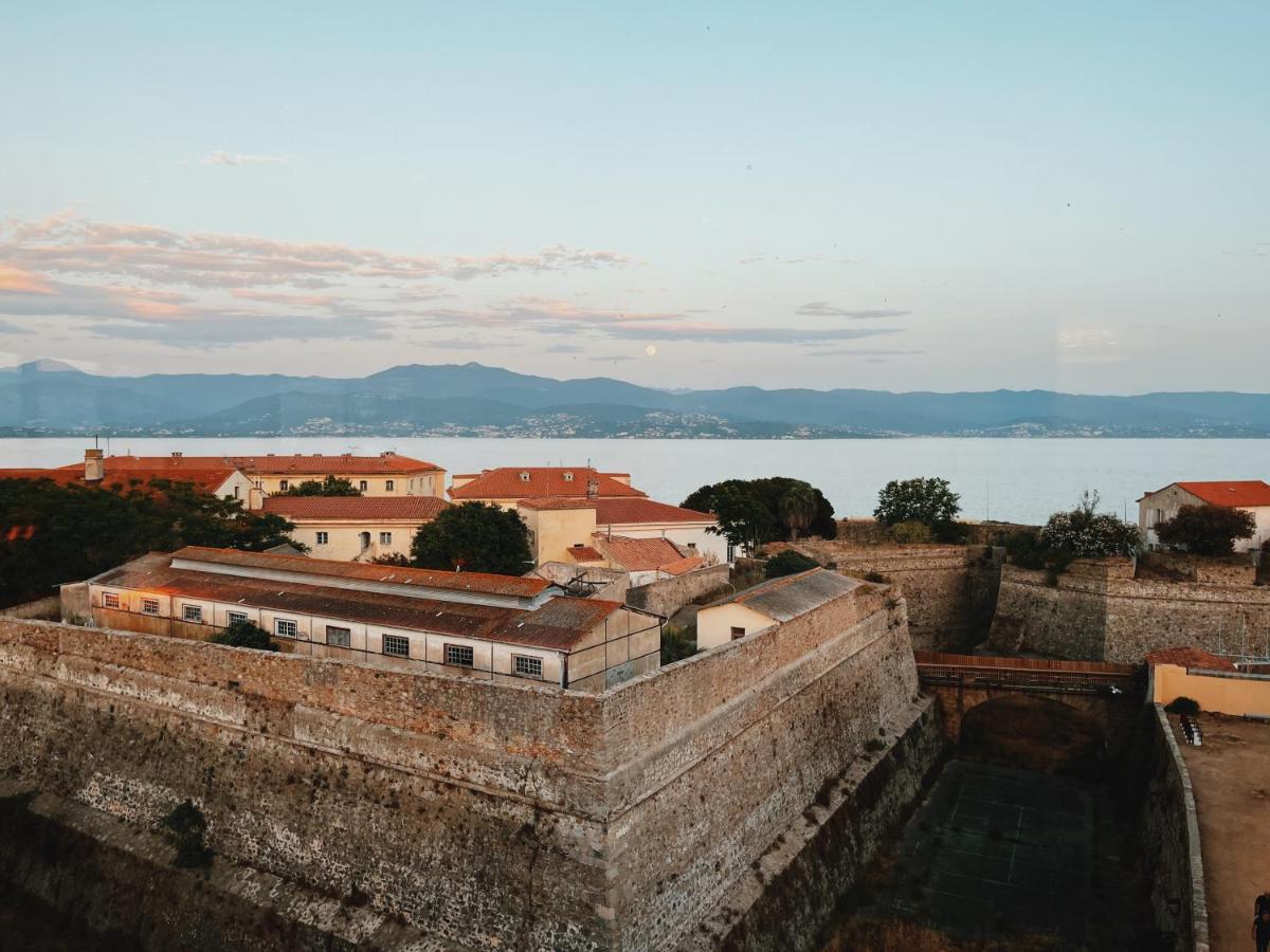 Hotel San Carlu Citadelle Ajaccio Ajaccio  Exterior foto